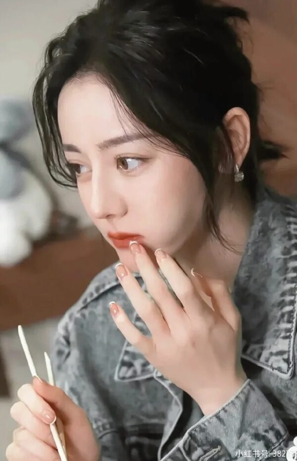 熱巴同款✦溫柔簡約 高級裸色純欲系法式
